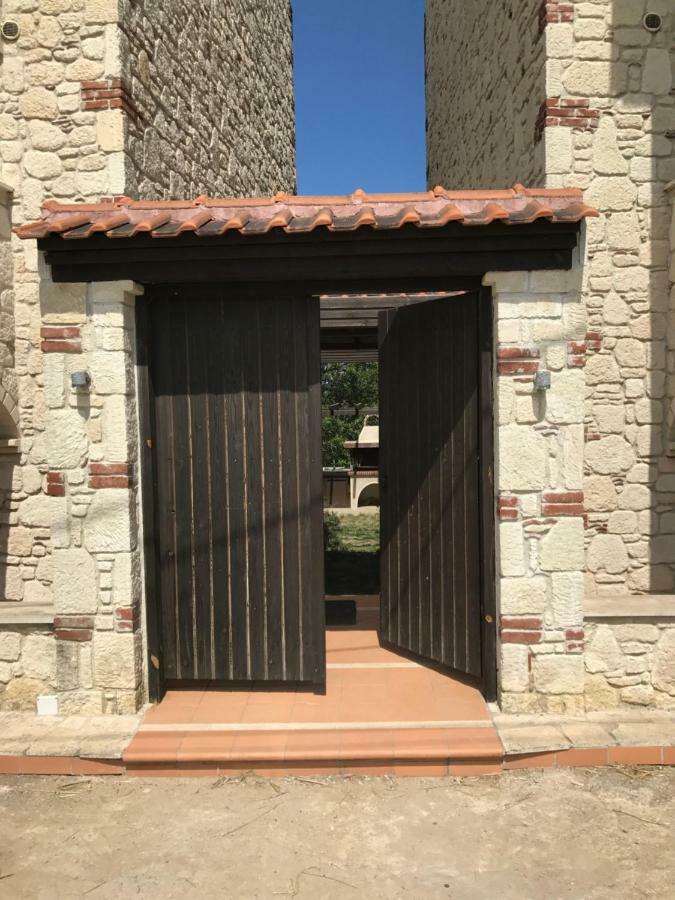 Appartamento Stone House In Afytos Esterno foto